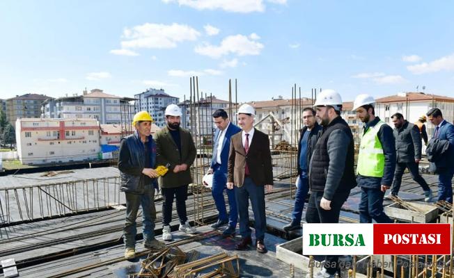 Başkan Çınar, kentsel dönüşüm projesindeki binaları inceledi