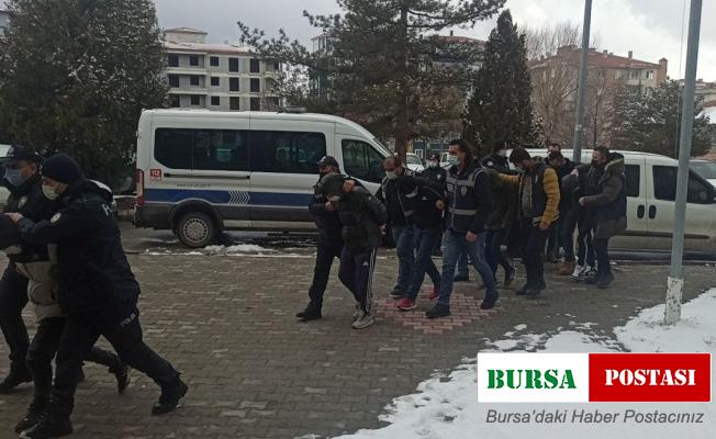 Çorum’daki kuyumcu soygunu zanlıları adliyeye sevk edildi