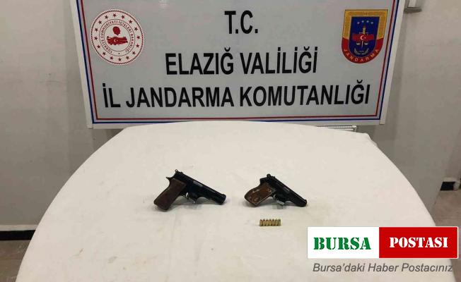 Elazığ’da 2 adet ruhsatsız tabanca ele geçirildi