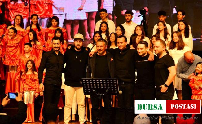 Kayahan, Manavgat’ta konserle anıldı