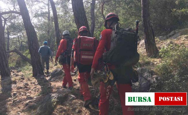 Kayalık alanda 6 gündür mahsur kalan keçi kurtarıldı