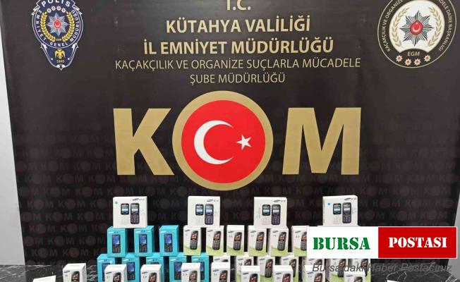 Kütahya’da 43 adet kaçak cep telefonu ele geçirildi