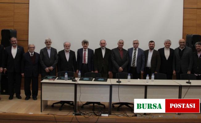 Kütahya’da “Namazla Diriliş” konulu panel