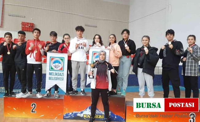 Melikgazi Wushu Takımı Çanakkale Zaferi Kupası’ndan birinci çıktı