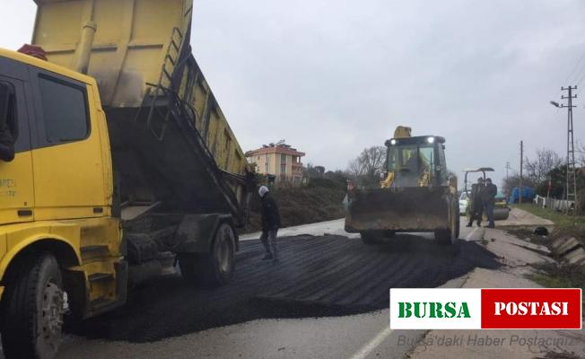 Sinop’ta heyelan nedeniyle çöken yol onarıldı