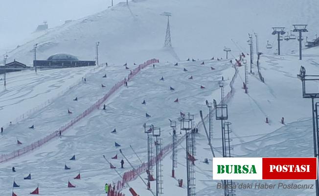 Snowboard Türkiye Şampiyonası Palandöken’de başladı