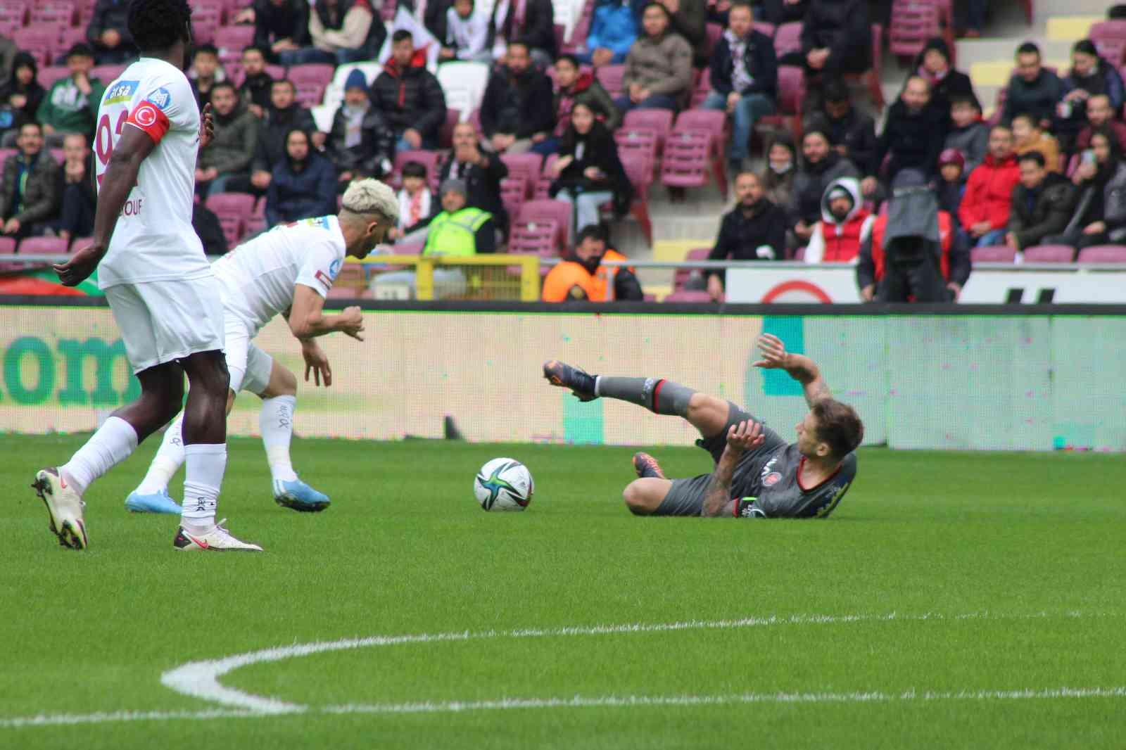 Spor Toto Üstün Lig: Hatayspor: 0 – Fatih Karagümrük: 0 (Maç devam ediyor)